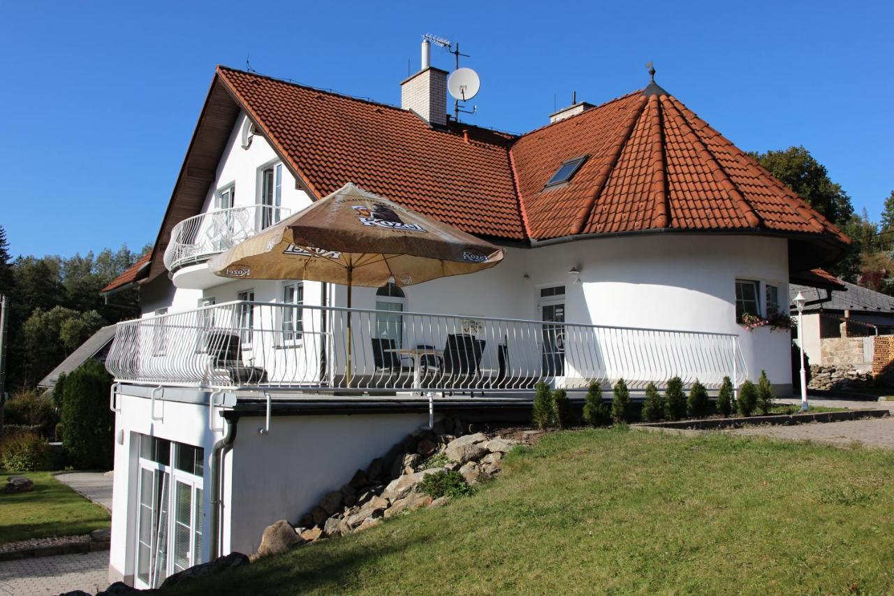 Žďár nad Sázavou Pension Najdek מראה חיצוני תמונה